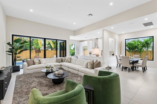 Foto del edificio - 3 br, 3 bath House - 1914 NE 20th Ave
