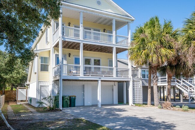 Foto del edificio - LIVE AT THE BEACH FOR THE WINTER - AVAILAB...