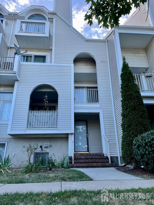 Foto principal - 410 Johnstone St