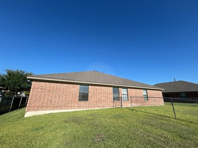Building Photo - 5508 Aquarius Dr