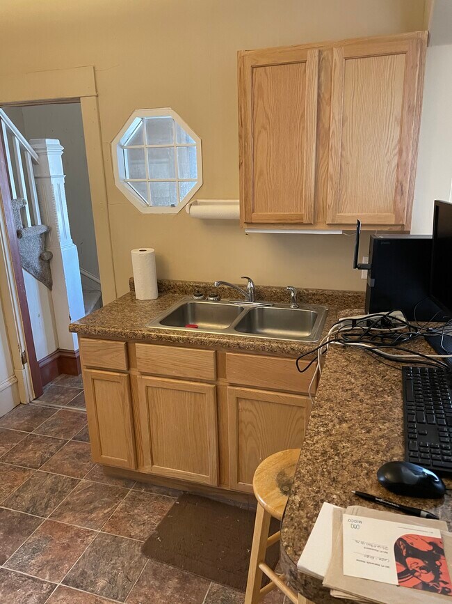 Kitchen - 919 N Broadway