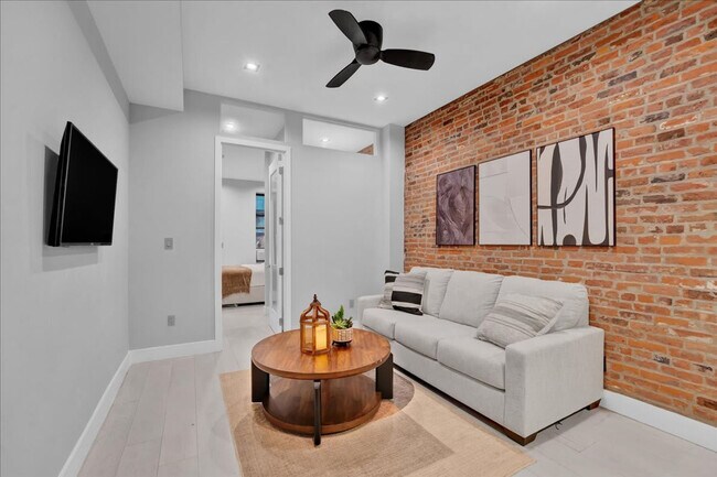 Foto del edificio - 120 Christopher St