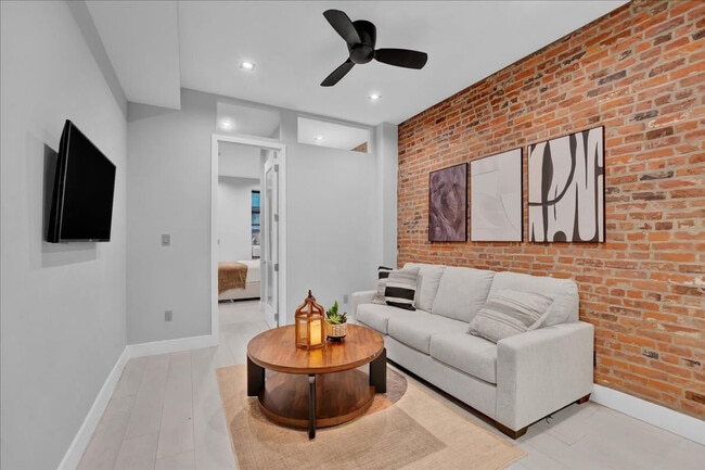 Building Photo - 120 Christopher St