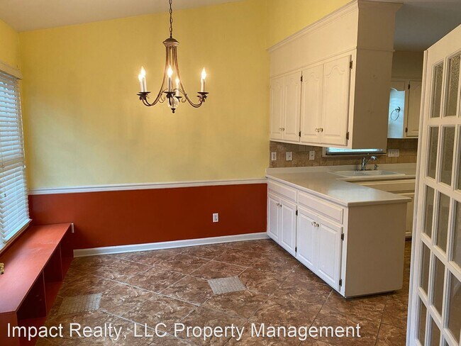 Foto del edificio - 3 br, 2 bath House - 208 Lakewood Court