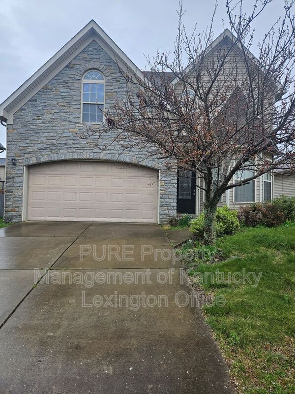 Foto principal - 3169 Roundway Down Ln