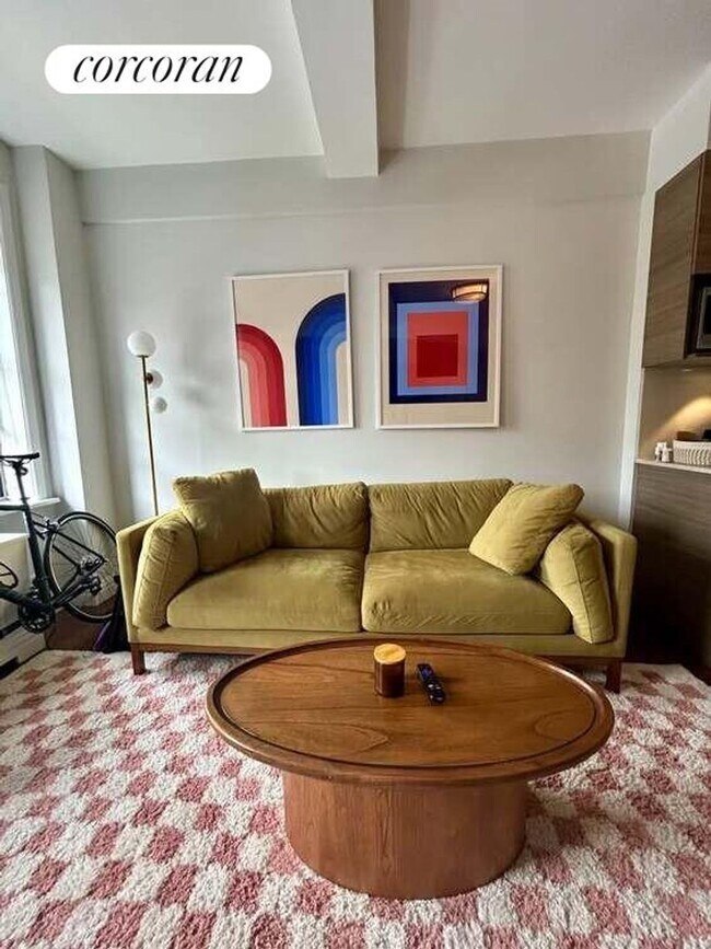 Foto del edificio - 210 W 70th St