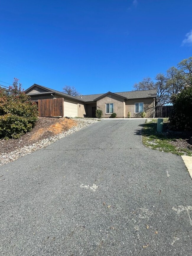 Building Photo - 4288 Hazelwood Ct