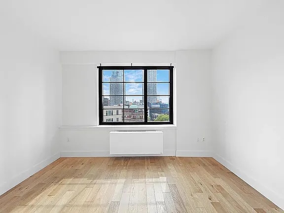 Building Photo - 27-21 44th Dr