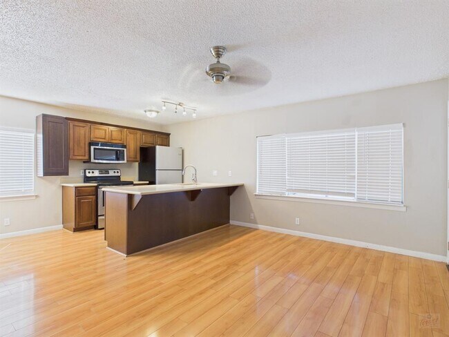 Foto del edificio - 2408 Longview St