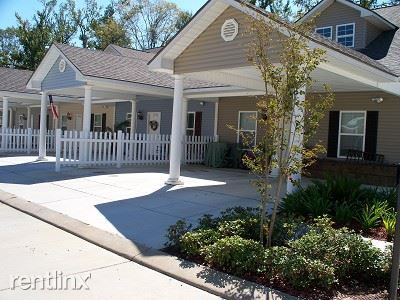 Building Photo - 2 br, 2 bath Townhome - Village Maison Tow...