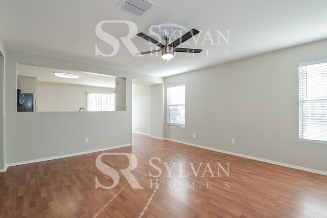 Foto del edificio - Welcome home to this stunning 3 bedroom, 2...