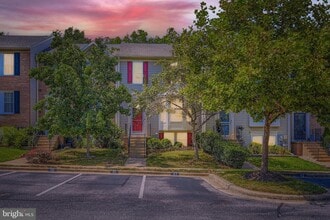 Building Photo - 708 Pine Drift Dr