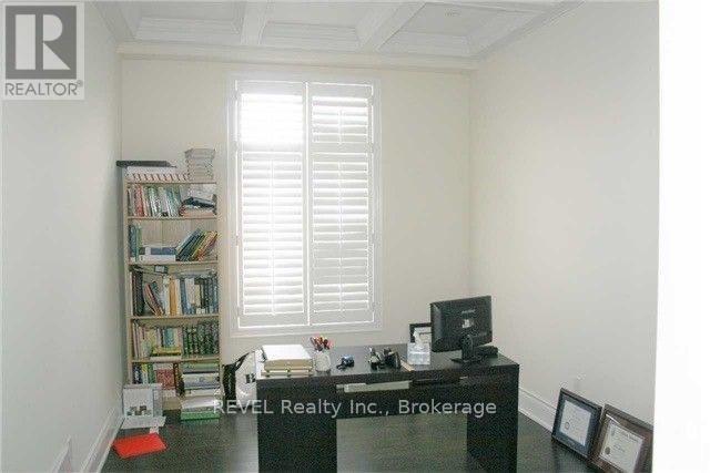 Building Photo - 1 Tilsonburg Ave