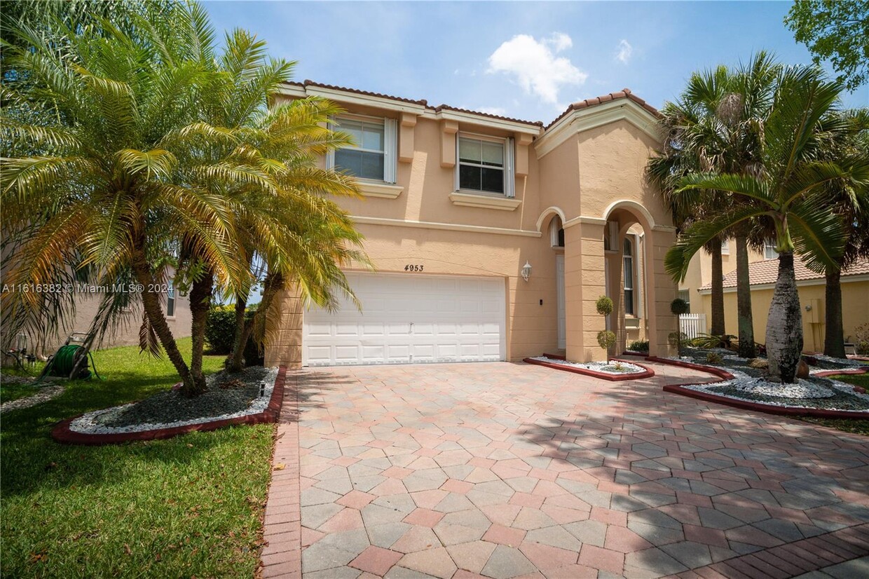 Foto principal - 4953 SW 163rd Ave