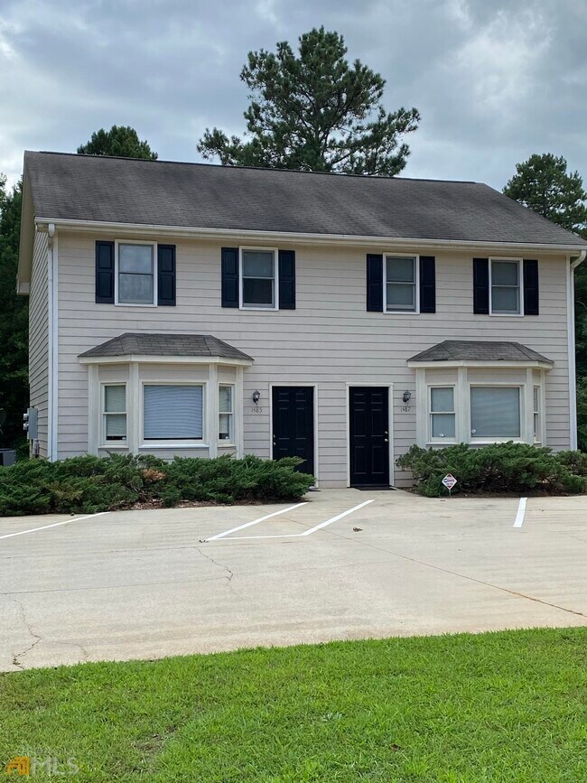 Foto del edificio - 1487 Tallassee Rd