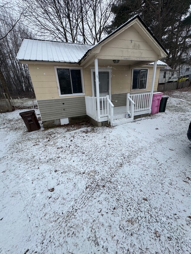 Building Photo - 19 Dillon Rd