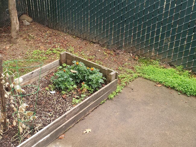 Foto del edificio - Wonderful townhouse in East Portland! rentalsc21.com