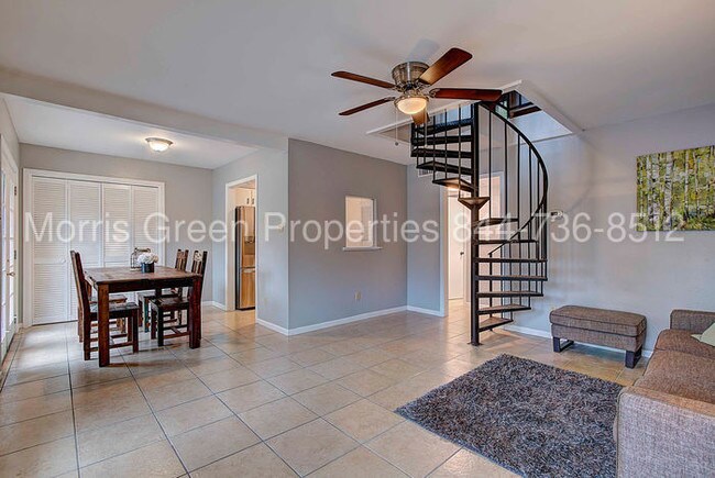 Building Photo - 8610 Bowling Green Dr