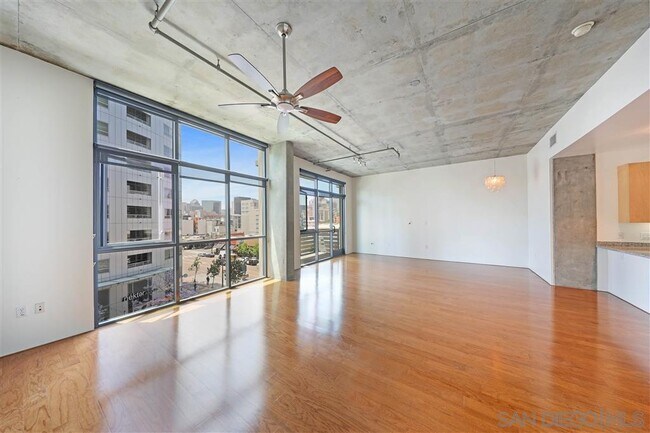 Foto del edificio - 527 Tenth Ave
