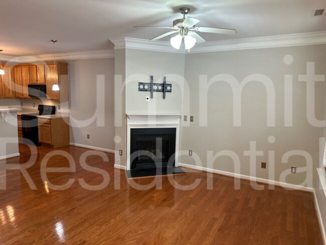 Foto del edificio - 8229 Belneath Ct