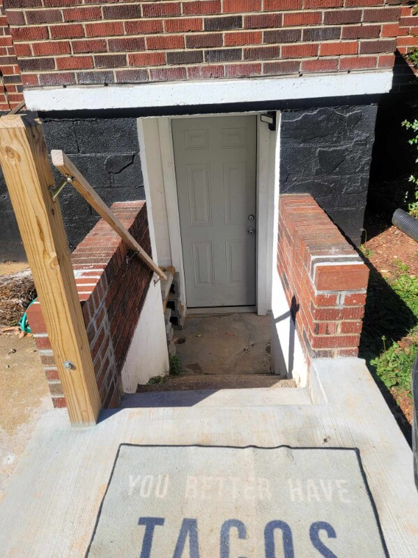 Foto del edificio - 5600 White Oak Dr