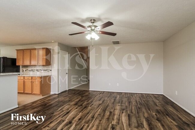 Building Photo - 8002 Echinacea Dr