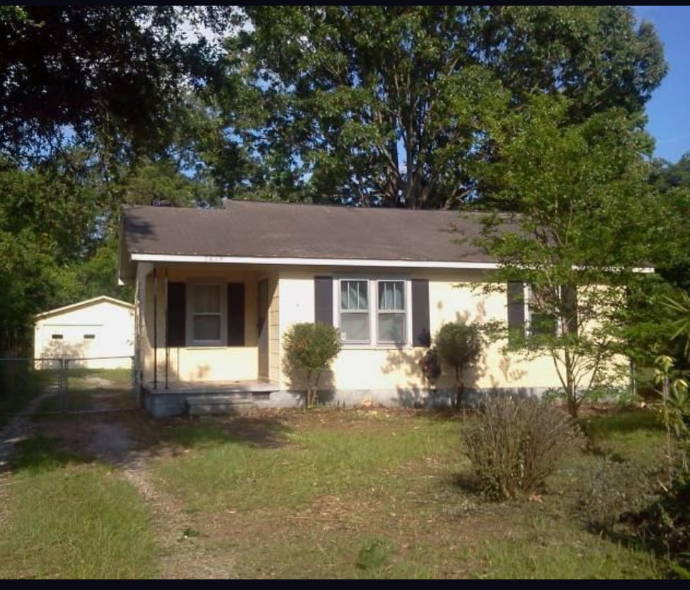 Primary Photo - 5610 Blackwell Ave