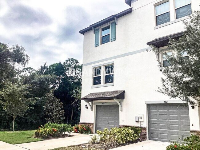 Building Photo - AVILA BAY LUXURY COMMUNITY WITH POOL - 3 B...