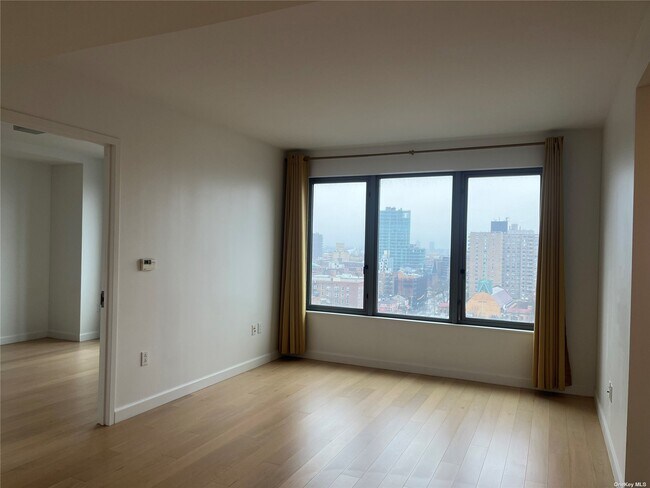 Foto del edificio - 13835 39th Ave