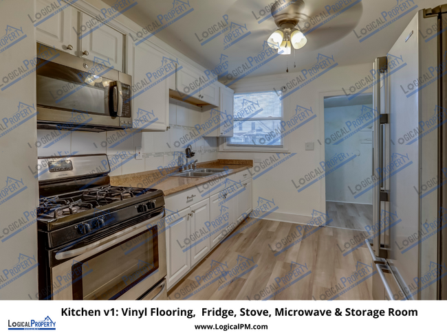 Building Photo - 2/1 Lower Flat w/ 3 Seasons Room, Fncd-in ...