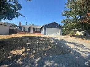 Building Photo - 2331 Mangrum Ave