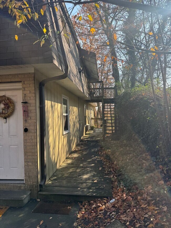 Foto del edificio - 2 bedroom for rent