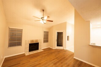Building Photo - 2021 Spenwick Dr
