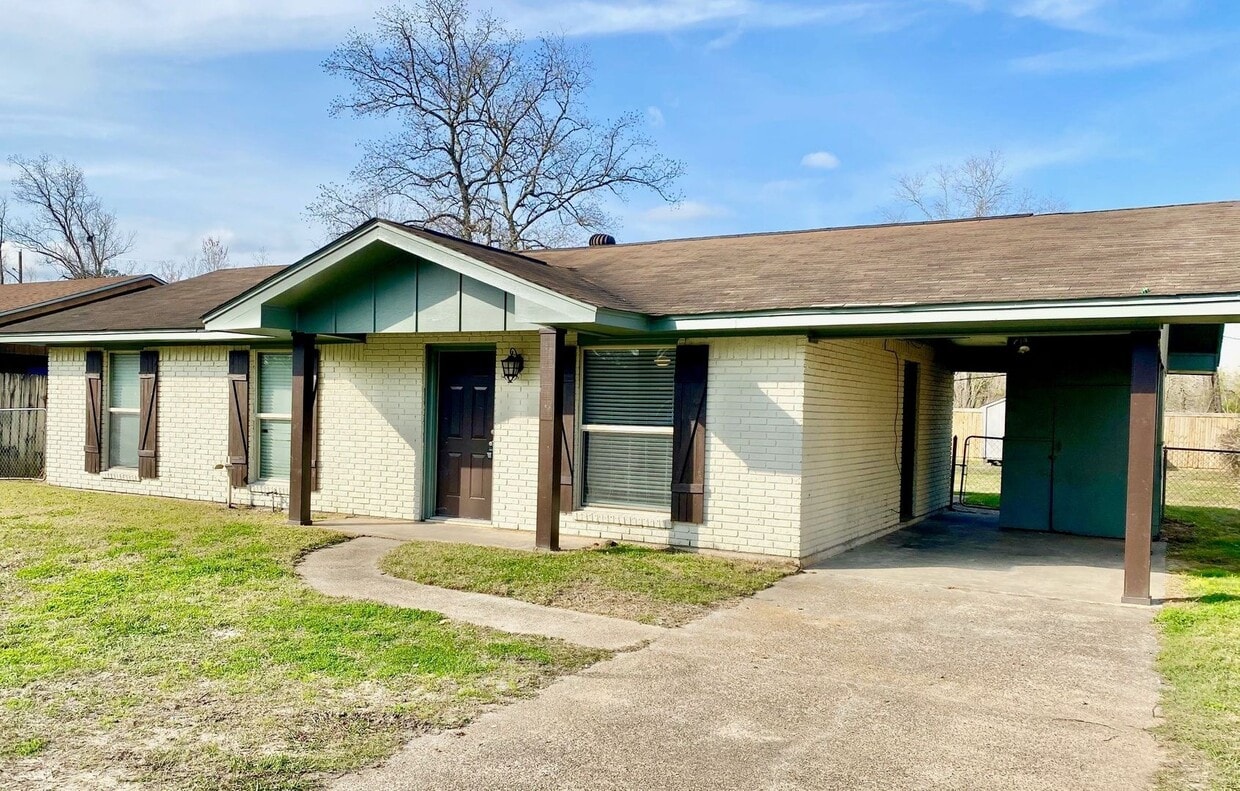 290 Beach St, Vidor, TX 77662 House Rental in Vidor, TX