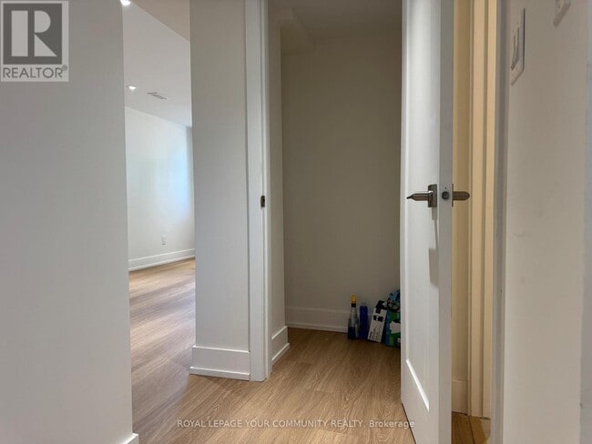 Building Photo - 145 Harrison Dr