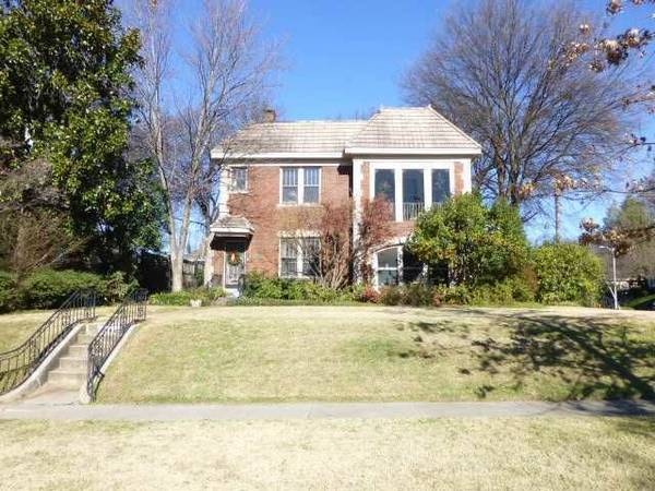 Primary Photo - 1704 Autumn Ave