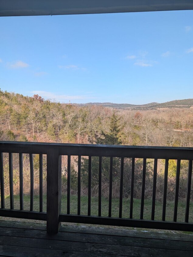 Foto principal - Walk-In Level 3 Bedroom, 2 Bath Condo in The Vineyards!