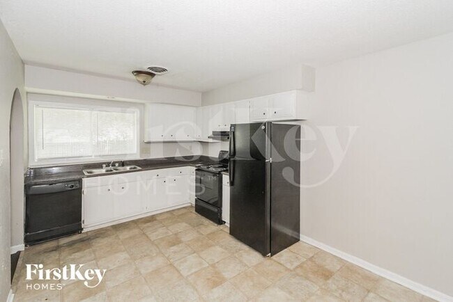 Foto del edificio - 4183 Rosewind Circle