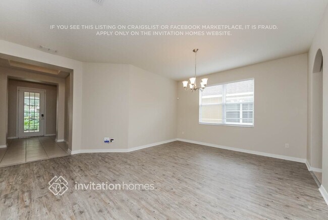 Foto del edificio - 5239 Beach River Rd