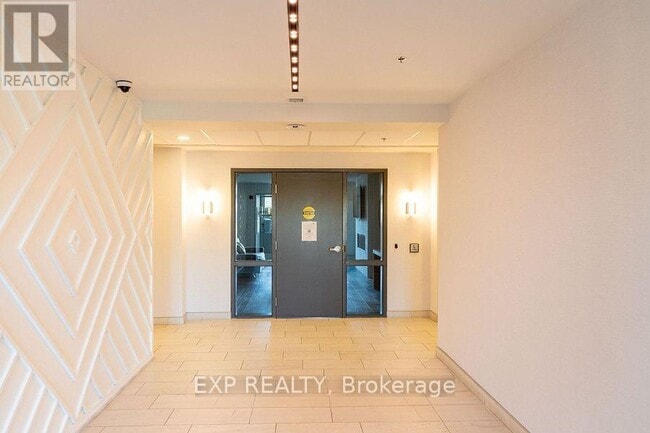 Building Photo - 110 Fergus Ave