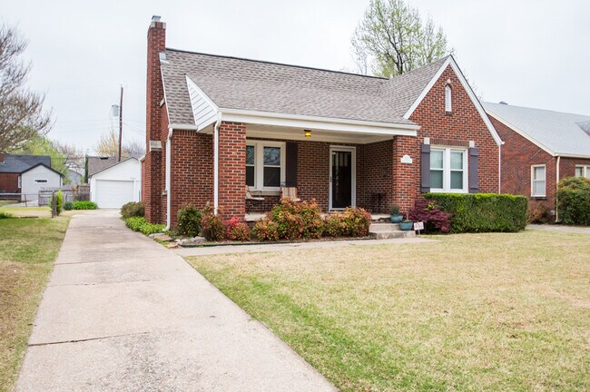 Building Photo - 1231 South Birmingham Place