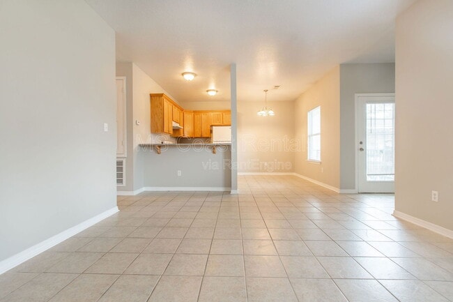 Building Photo - 9435 Bonanza Ln