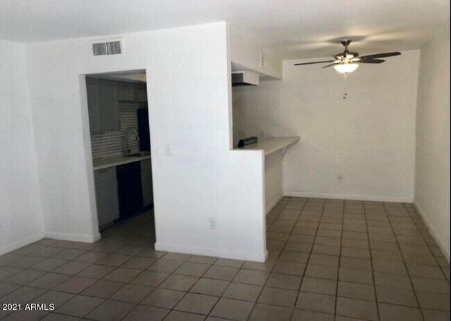 Foto del edificio - 18202 N Cave Creek Rd