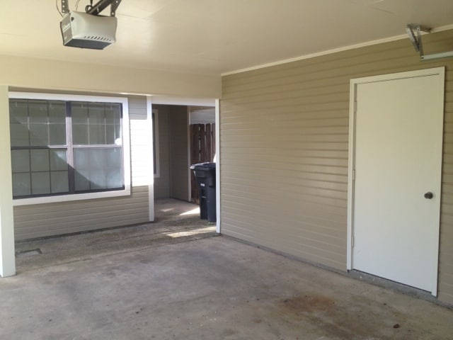 Building Photo - 5236-5240 Berryville Ct
