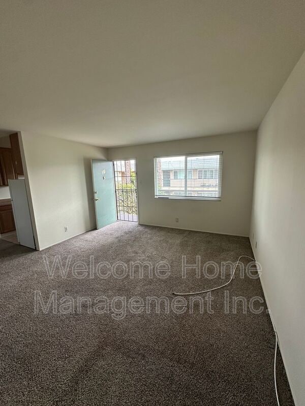 Building Photo - 15111 Washington Ave