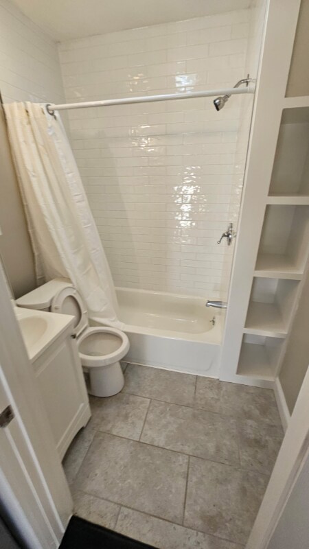 Foto del edificio - 244 Notre Dame Ave