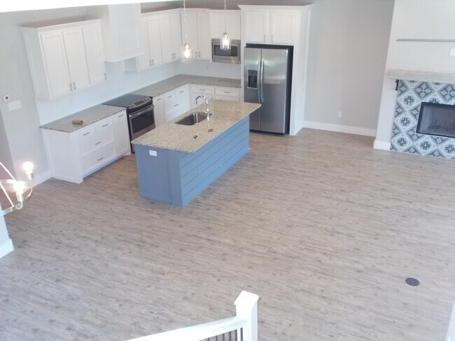 Foto del edificio - 1940's Meets Modern Amenities !  Revisit t...