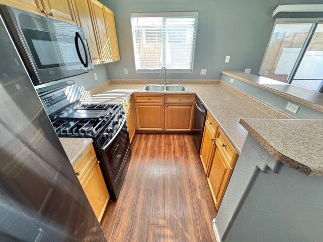 Building Photo - BRIGHT 2-BEDROOM CONDO IN SOUTHWEST LAS VEGAS CONDO