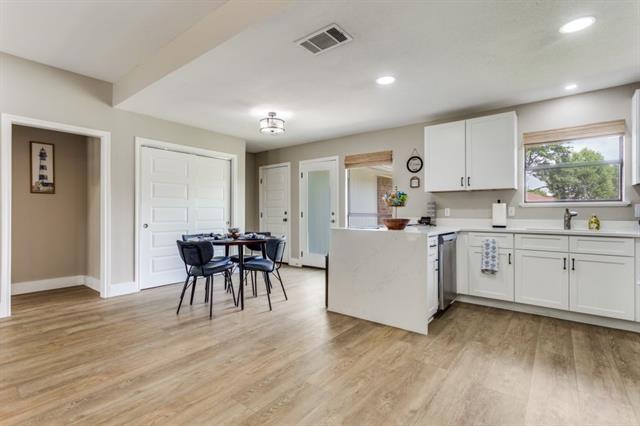 Foto del edificio - 926 Hillside Ln