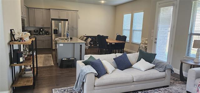 Building Photo - 7800 Desert Dunes Trail